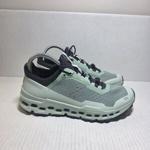 ON Running Women's Cloudultra Running Shoes, Moss/Eclipse, 8.5 USED